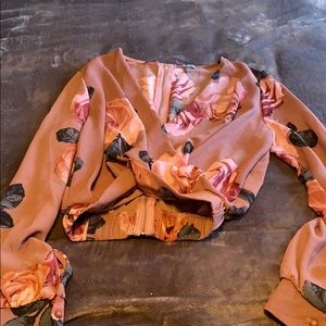 Long sleeve crop top